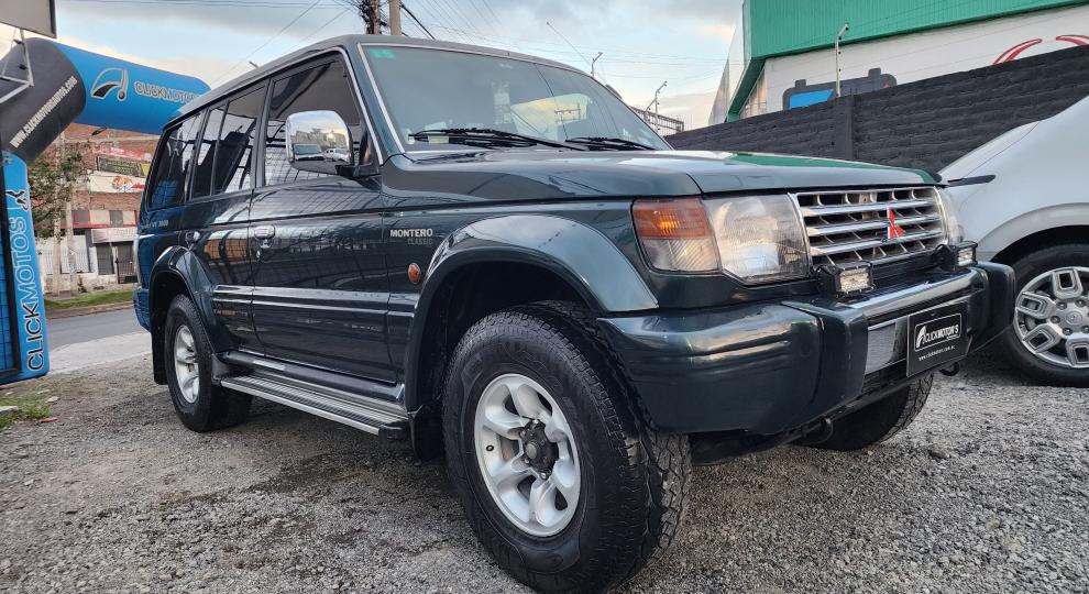 Mitsubishi Montero 5P 2005 Ambato