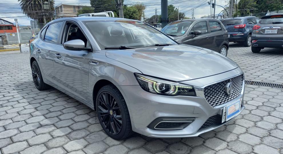 MG MG6 2020 Quito
