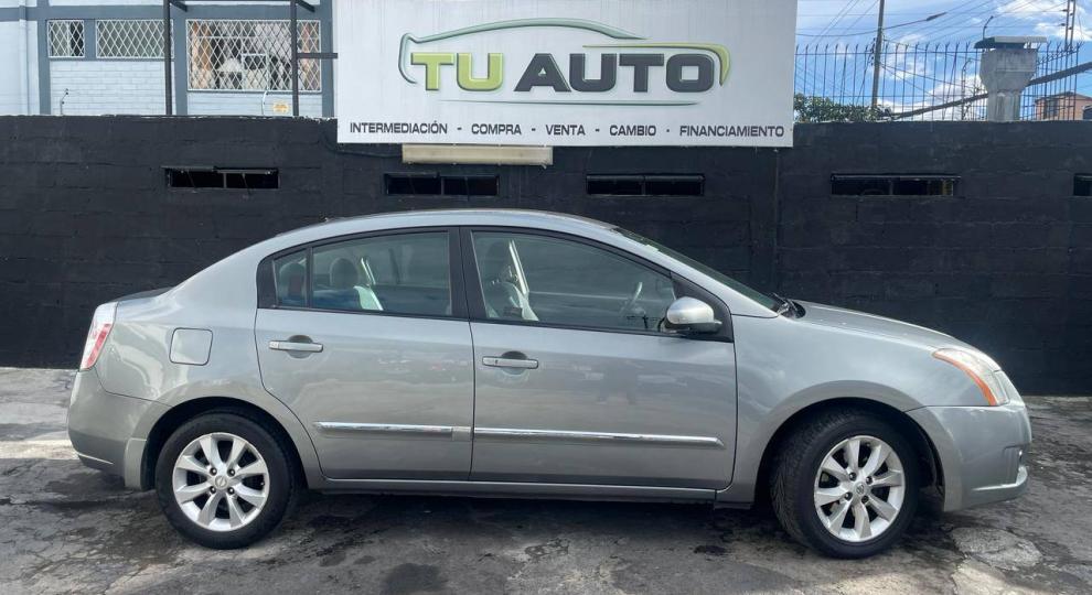 Nissan Sentra 2010 Quito