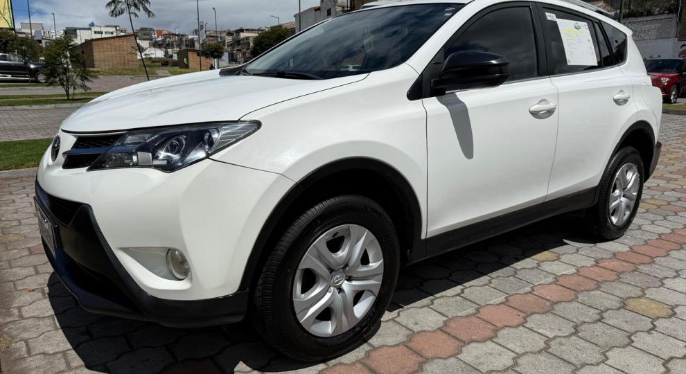 Toyota RAV 4 2015 Ambato