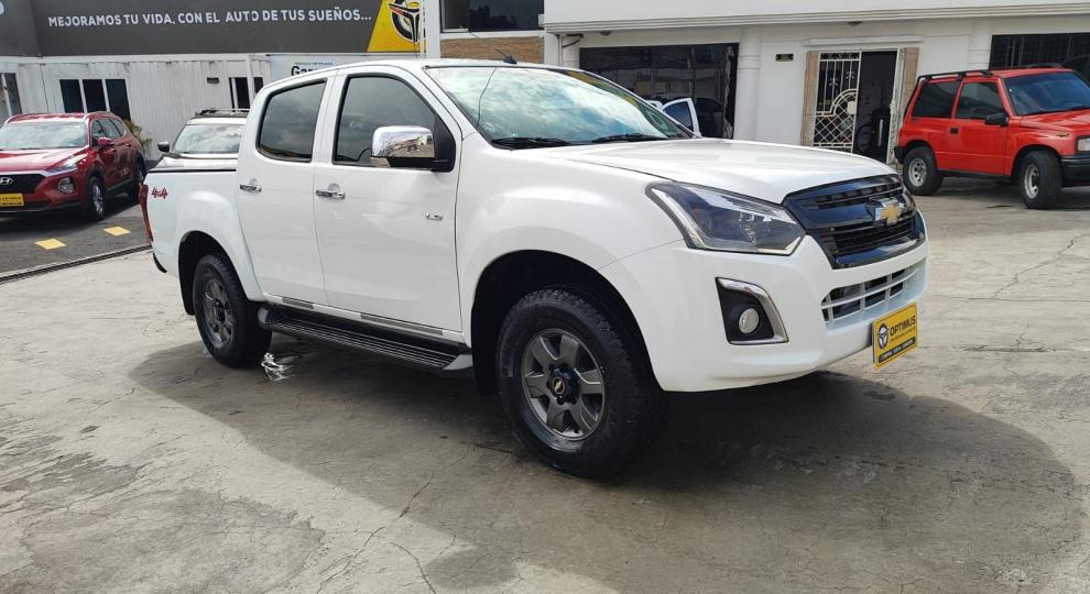 Chevrolet D-MAX CRDI FULL AC 2.5 CD 4X4 TM DIESEL 2022 Ambato