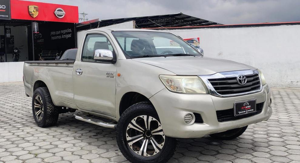 Toyota Hilux CS 4x2 2012 Quito