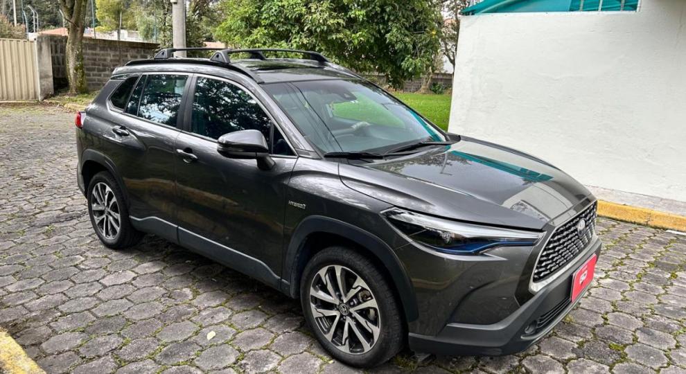 Toyota Corolla Cross High 2024 Quito