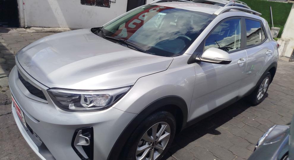 Kia Stonic LX 2024 Quito