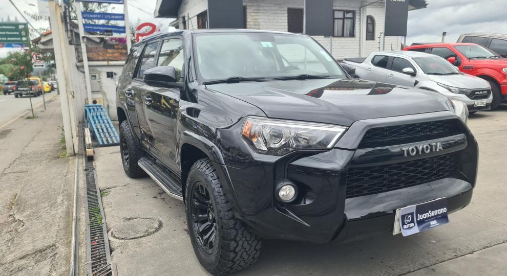 Toyota 4Runner SR5 2018 Cuenca