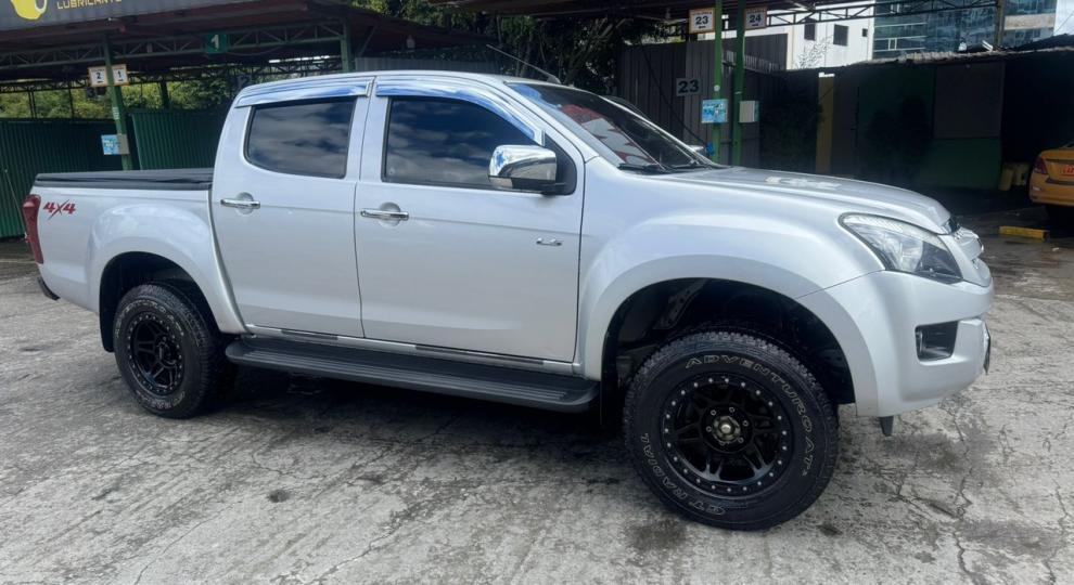Chevrolet D-Max 4x4 CD 2018 Loja