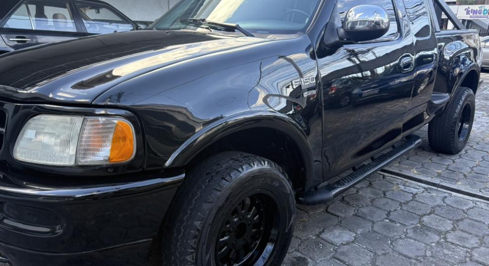 Ford F150 XLT Lariat 2001 Quito