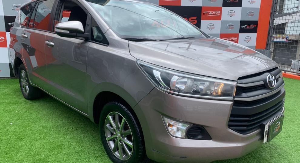 Toyota Innova 2017 Quito