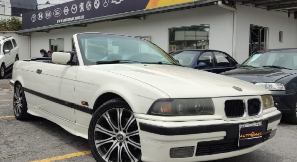 BMW 318 1995 Quito