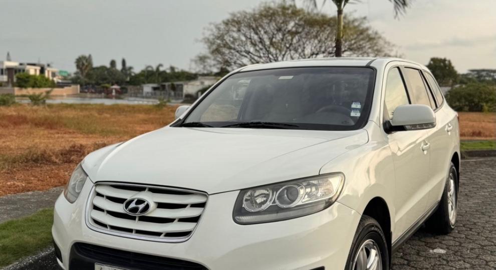 Hyundai Santa Fe 4x2 2012 Samborondón