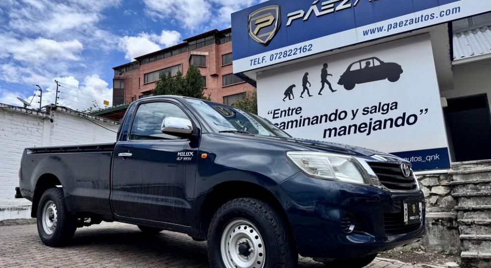 Toyota Hilux CS 4x2 2013 Cuenca