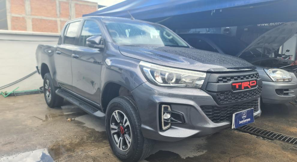 Toyota Hilux CD 4X4 2021 Cuenca
