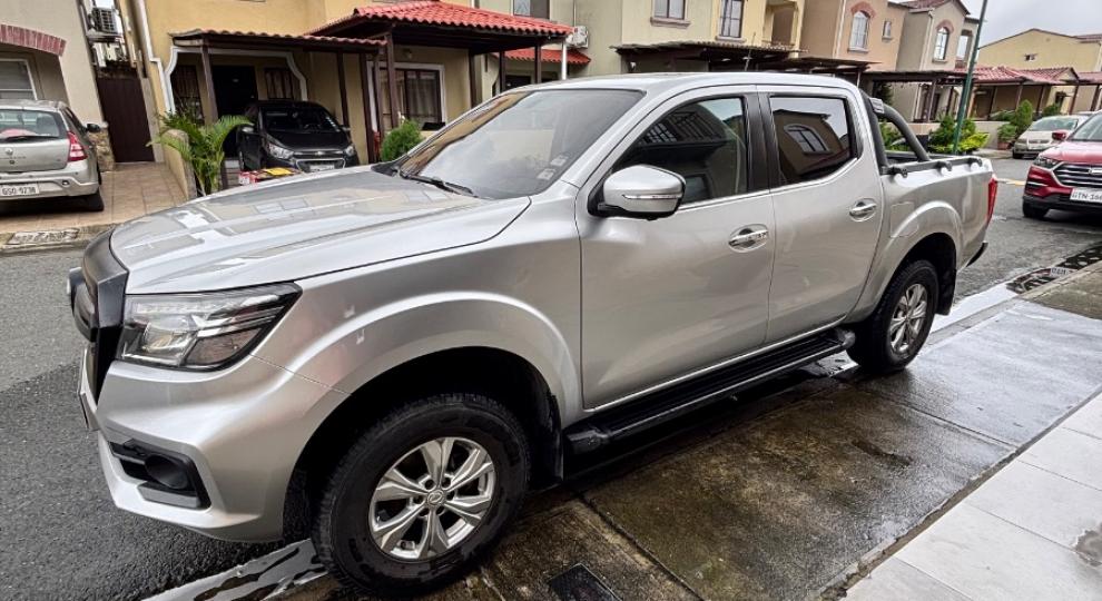 DongFeng NEW RICH 6 4X2 GASOLINA 2022 Guayaquil