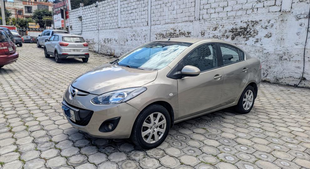 Mazda 2 2012 Ambato