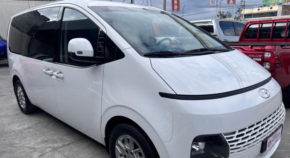 Hyundai Staria 2024 Ambato