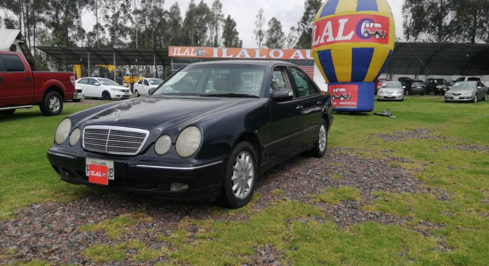 Mercedes Benz E320 2000 Sangolqui