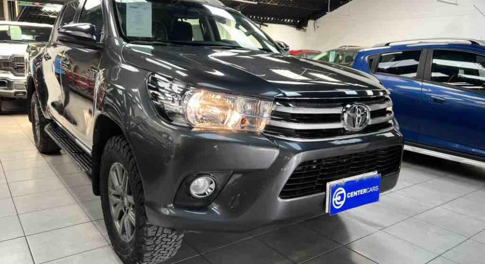 Toyota Hilux SR AC CD 2019 Quito