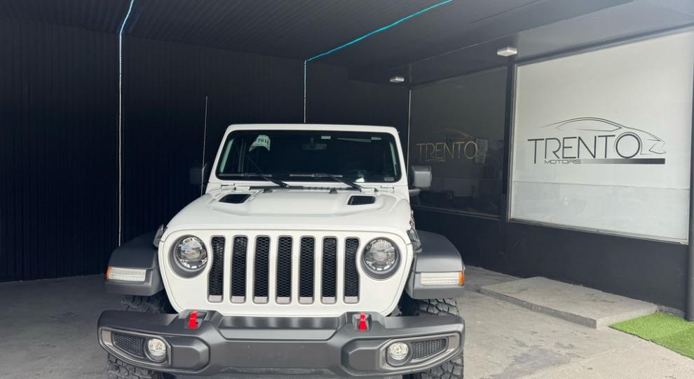 Jeep Wrangler Sahara 2023 Quito