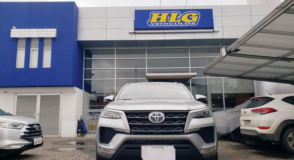 Toyota Fortuner 2.7 2023 Cuenca