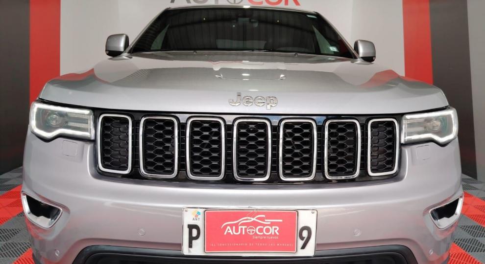 Jeep Grand Cherokee Laredo 2018 Quito