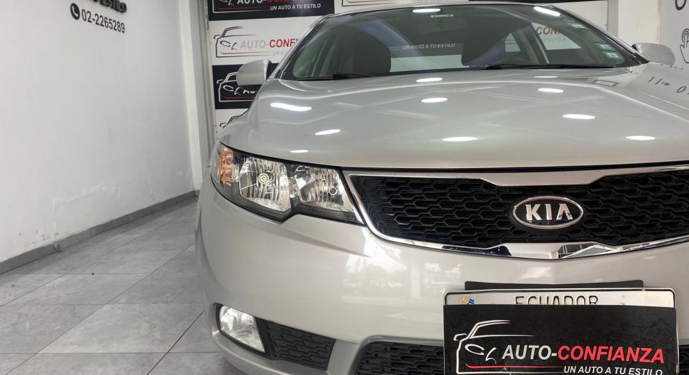 Kia Cerato Forte 2016 Quito