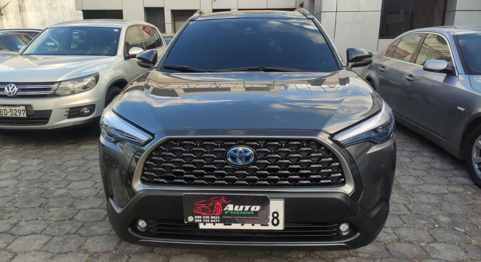 Toyota Corolla Cross Mid 2025 Quito