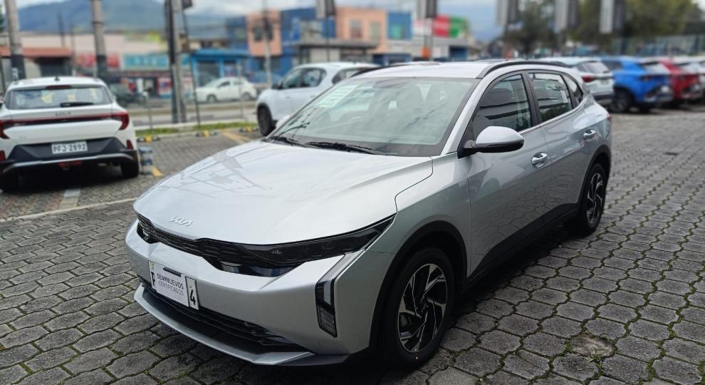 Kia K3 CROSS 2025 Quito