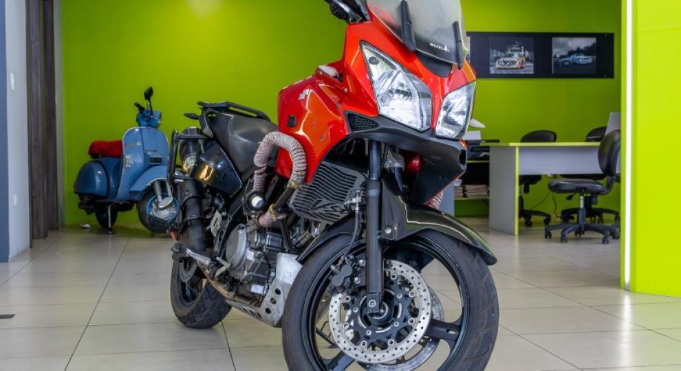 Suzuki DL650 V-STROM 2013 Quito