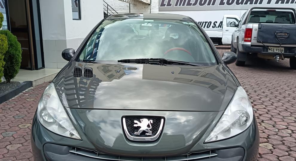 Peugeot 207 Compact 2011 Quito