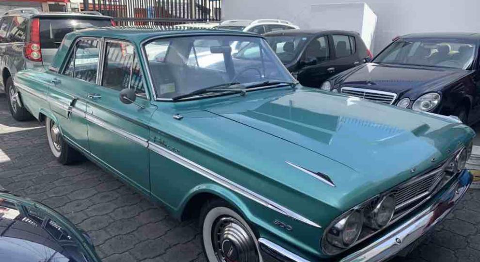 Ford Fairlane 1964 Quito