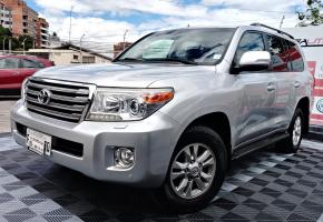 Toyota Land Cruiser 200 2013