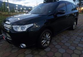 Mitsubishi Outlander 2014