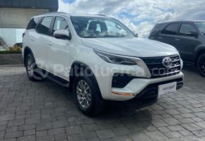 Toyota Fortuner 2.7 2024