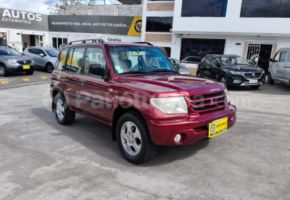 Mitsubishi Montero IO 2004
