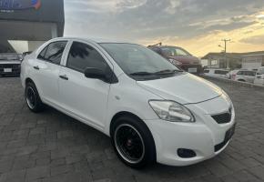 Toyota Yaris S 2014