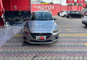 Mazda 2 SDN CORE 2017