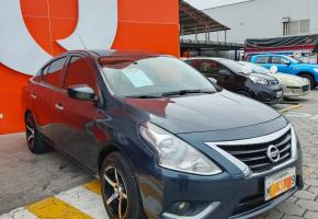 Nissan Versa 2015