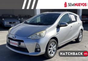 Toyota Prius C Sport 2013