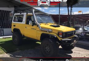 Toyota Land Cruiser 2004