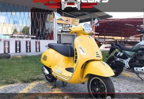 Vespa GTS 300 2022