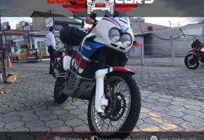 Honda-Motos African Twin 2001
