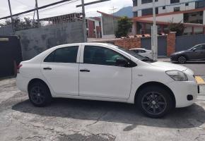 Toyota Yaris 2014