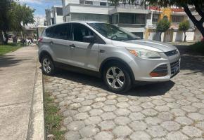 Ford Escape S 2013