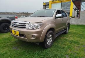 Toyota Fortuner 2.7 2011