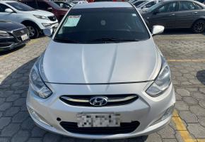 Hyundai Accent 2015