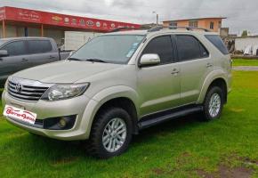 Toyota Fortuner 2013