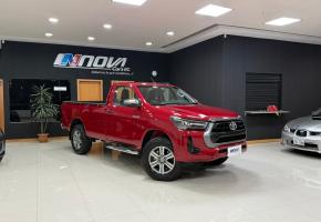 Toyota Hilux CS 4x4 2023