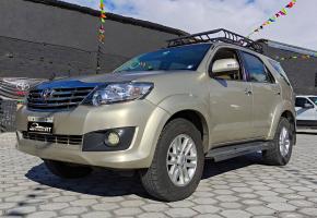 Toyota Fortuner 2015