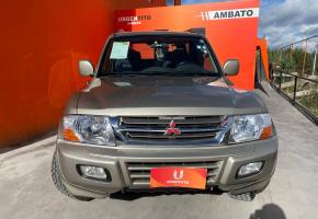 Mitsubishi Montero 2002