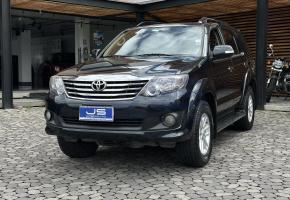 Toyota Fortuner 2.7 2012